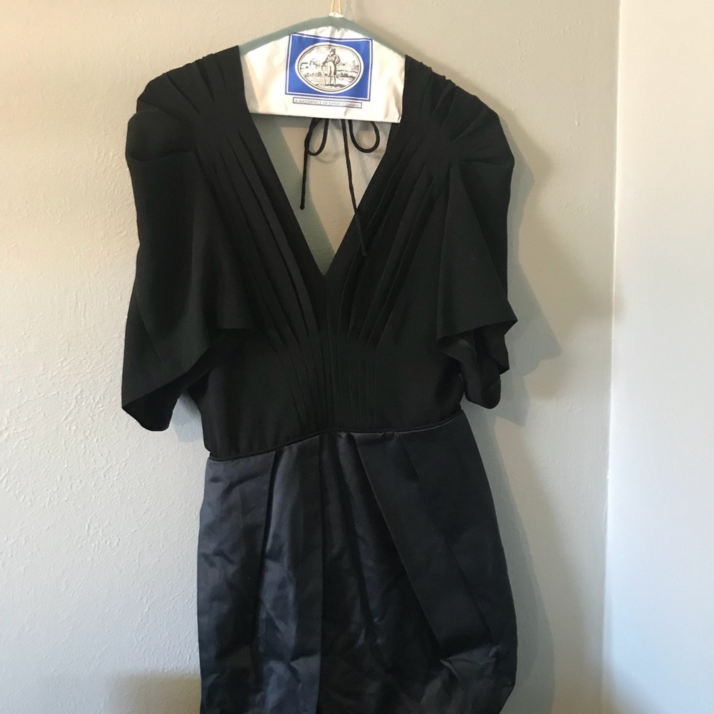 Black mini dress with bubble skirt - Picture 5 of 5